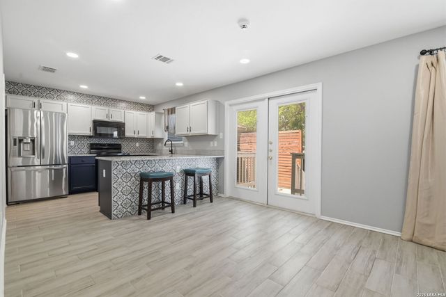 655 RATTLER BLUFF, San Antonio, TX 78251