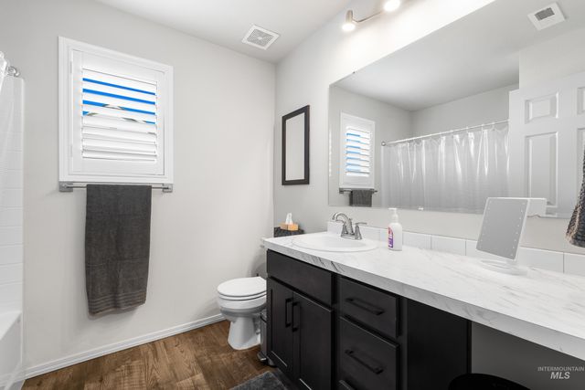 2999 N Night Owl Ave, Kuna, ID 83634