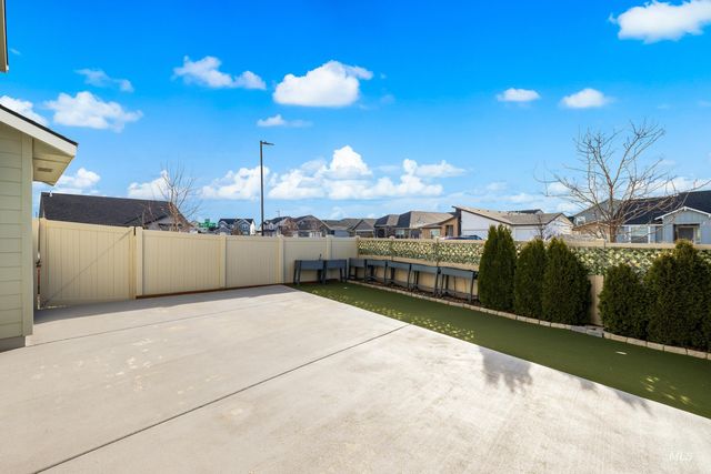 2999 N Night Owl Ave, Kuna, ID 83634