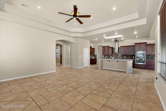 2521 Velarde Place, Las Cruces, NM 88011