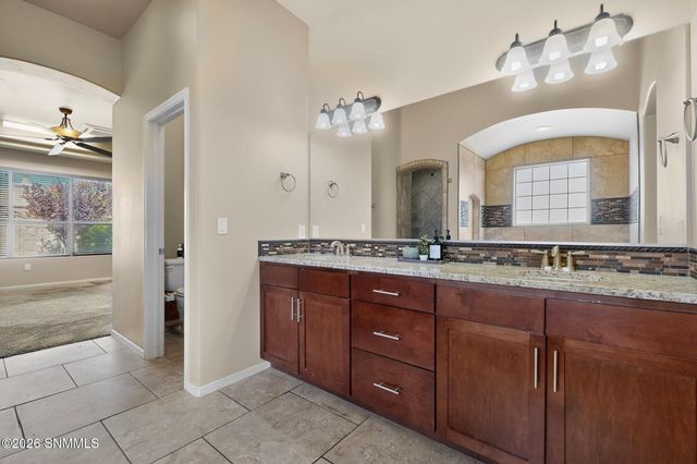 2521 Velarde Place, Las Cruces, NM 88011