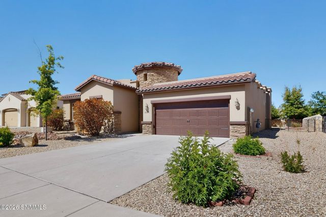 2521 Velarde Place, Las Cruces, NM 88011