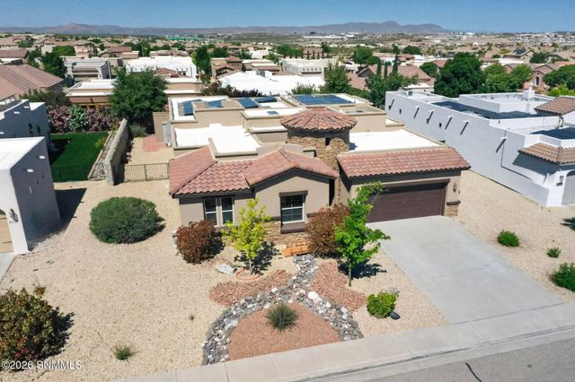 2521 Velarde Place, Las Cruces, NM 88011