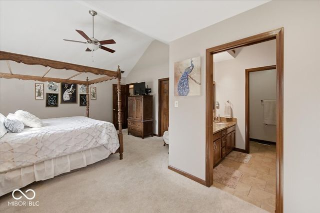 1094 Brookway Drive, Avon, IN 46123