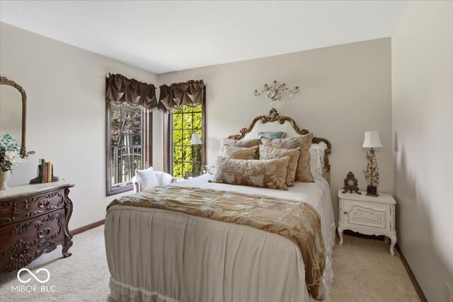 1094 Brookway Drive, Avon, IN 46123