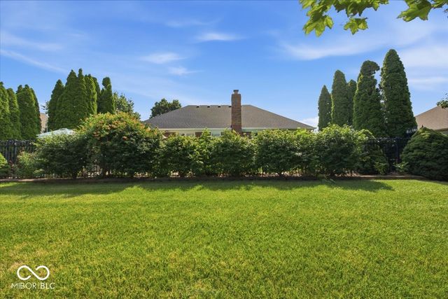 1094 Brookway Drive, Avon, IN 46123