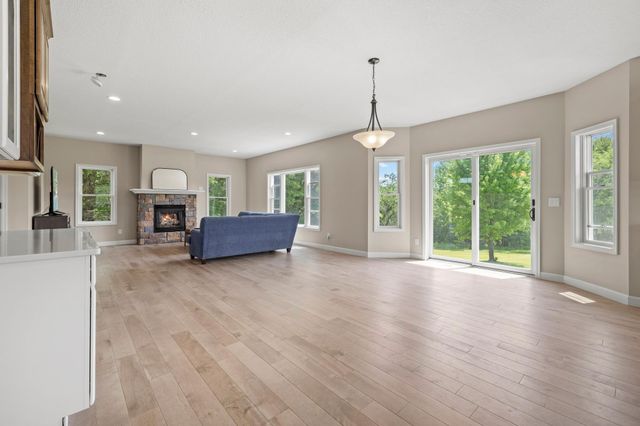 1914 261st Avenue NW, Isanti, MN 55040