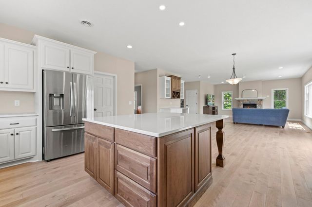 1914 261st Avenue NW, Isanti, MN 55040