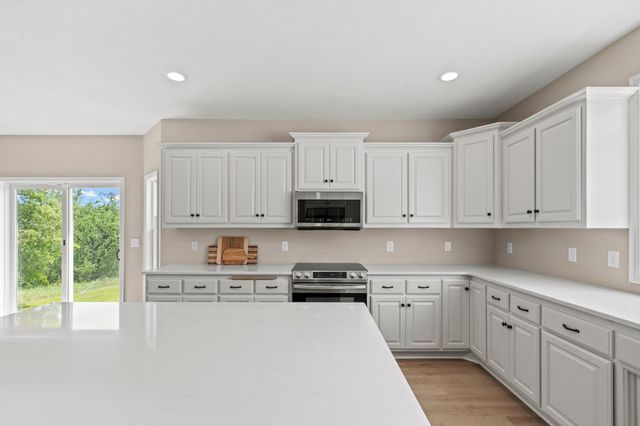 1914 261st Avenue NW, Isanti, MN 55040