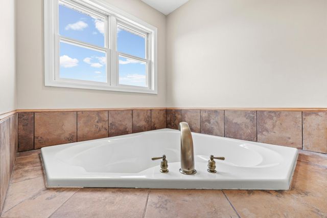 1914 261st Avenue NW, Isanti, MN 55040