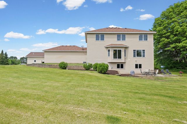 1914 261st Avenue NW, Isanti, MN 55040