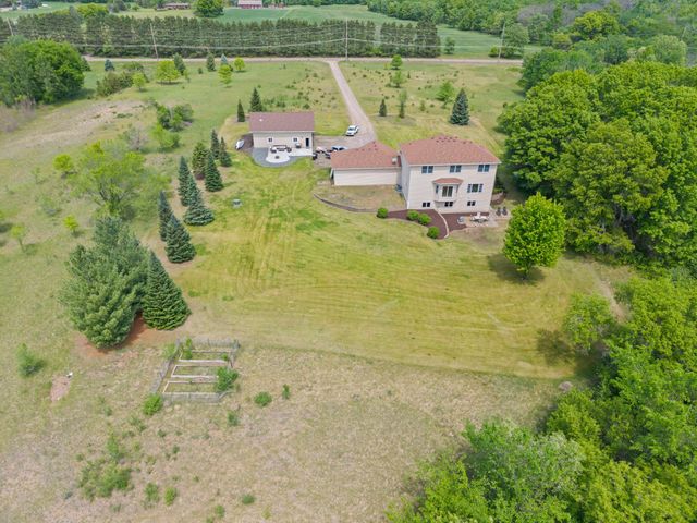 1914 261st Avenue NW, Isanti, MN 55040