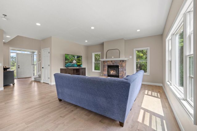 1914 261st Avenue NW, Isanti, MN 55040