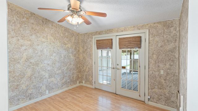 1118 Grand Caillou Road, Houma, LA 70363