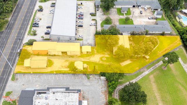 1118 Grand Caillou Road, Houma, LA 70363