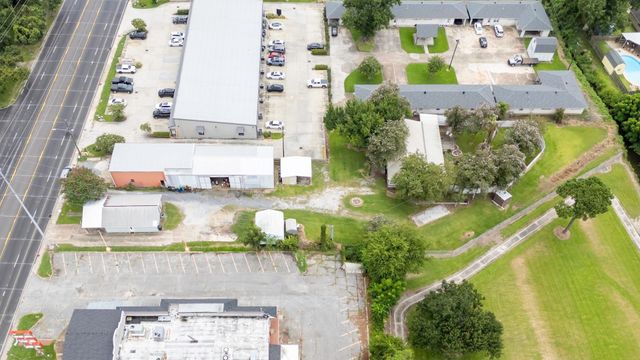 1118 Grand Caillou Road, Houma, LA 70363