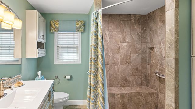 1118 Grand Caillou Road, Houma, LA 70363