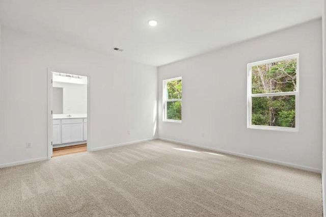 225 Rodgers RD, Taylor, TX 76574