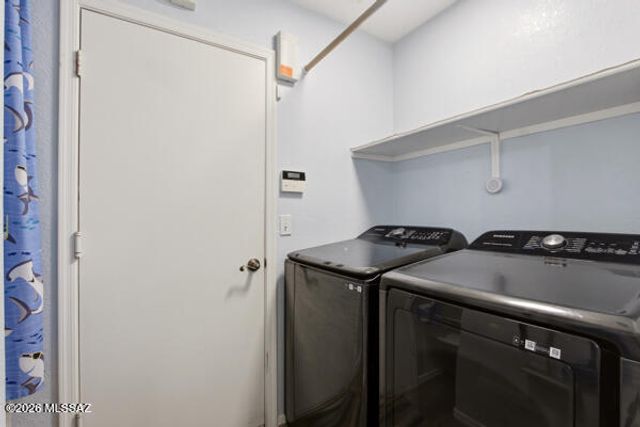 9458 E Bench Mark Loop, Tucson, AZ 85747