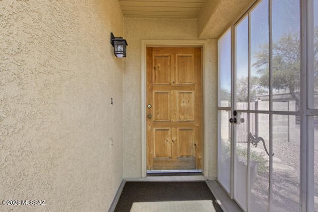 9458 E Bench Mark Loop, Tucson, AZ 85747