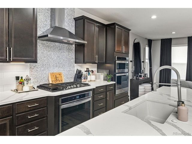 25537 E Alder Dr, Aurora, CO 80016