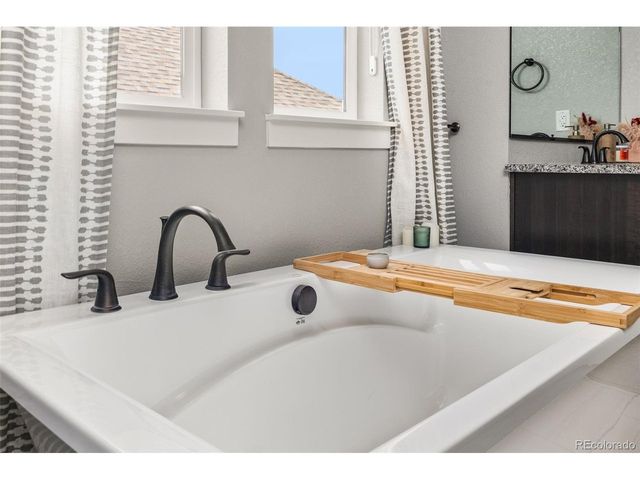 25537 E Alder Dr, Aurora, CO 80016