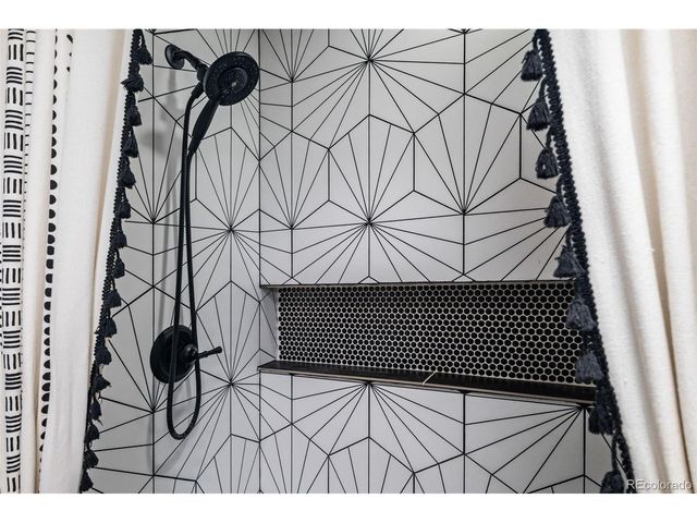 25537 E Alder Dr, Aurora, CO 80016