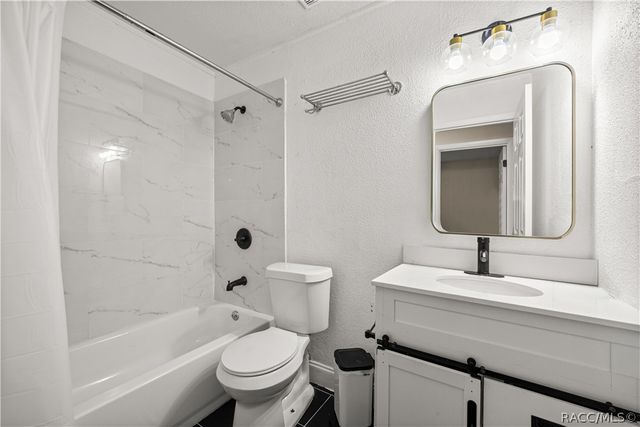 895 SW 80th Avenue, Ocala, FL 34481