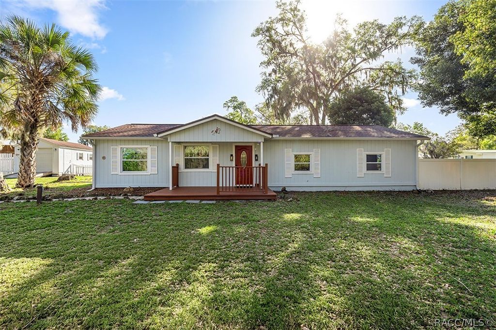 895 SW 80th Avenue, Ocala, FL 34481