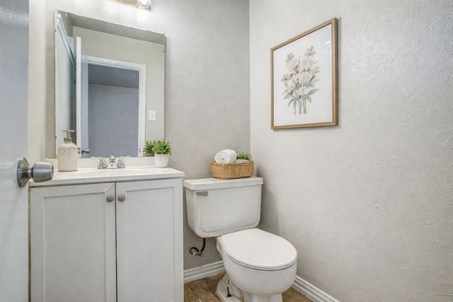 919 Southloop Drive, Duncanville, TX 75137