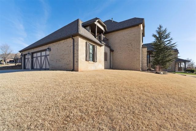 4624 Roundup Road, Edmond, OK 73034