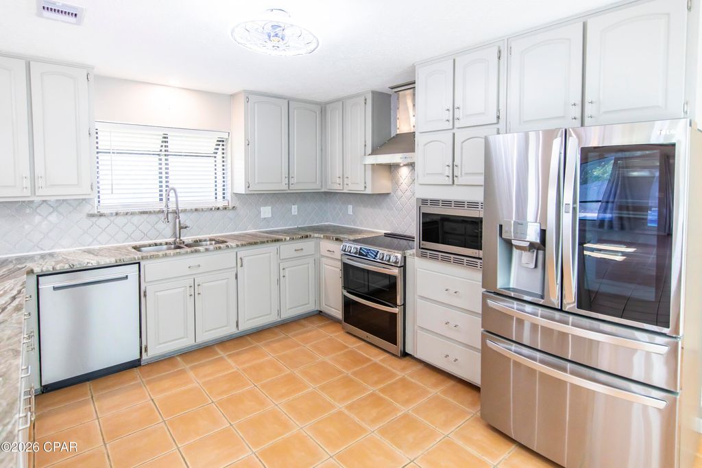 Image 10 of property listing at 215 Moonlight Bay Drive, Panama City Beach, FL 32407