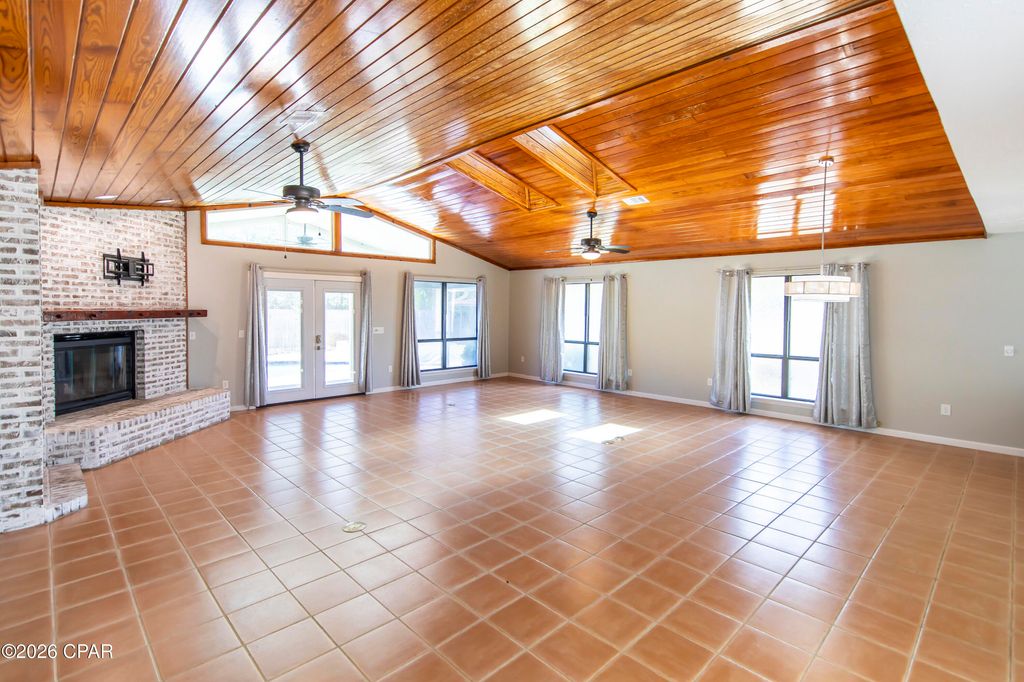 Image 3 of property listing at 215 Moonlight Bay Drive, Panama City Beach, FL 32407