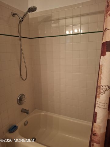 1209 2nd Avenue, Toms River, NJ 08757