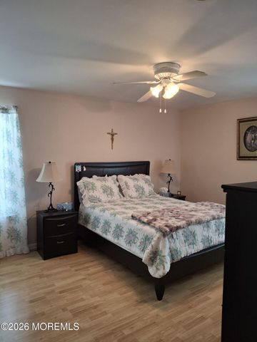 1209 2nd Avenue, Toms River, NJ 08757