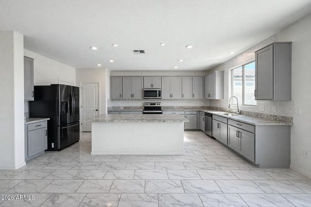 2439 W KOWALSKY Lane, Phoenix, AZ 85041