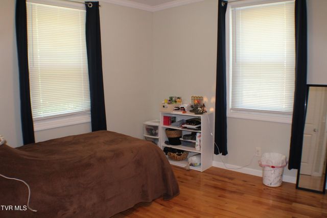 2032 Sherwood Road, Kingsport, TN 37664