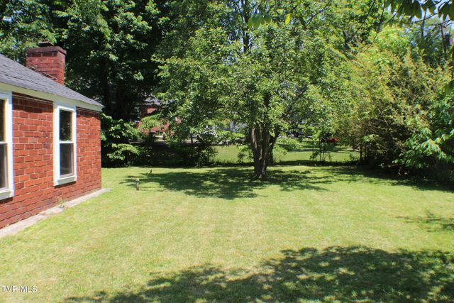 2032 Sherwood Road, Kingsport, TN 37664