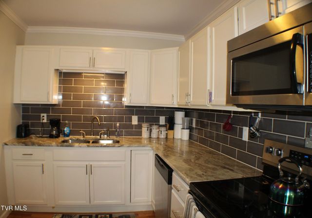 2032 Sherwood Road, Kingsport, TN 37664