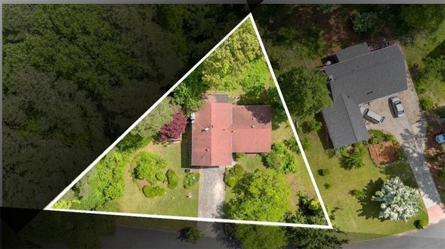 316 Shiloh Hills NW Drive, Kennesaw, GA 30144