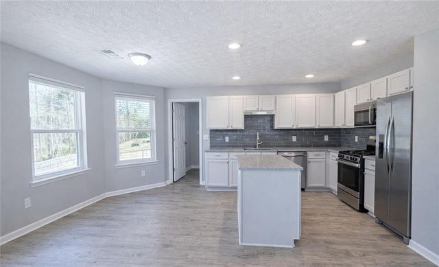 3255 Deer Valley Drive NW, Acworth, GA 30101