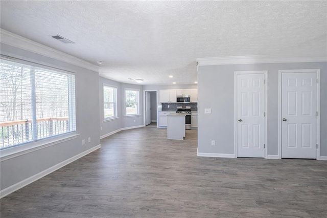 3255 Deer Valley Drive NW, Acworth, GA 30101