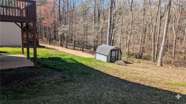 3255 Deer Valley Drive NW, Acworth, GA 30101