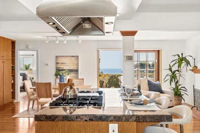 311 7Th Street, Del Mar, CA 92014