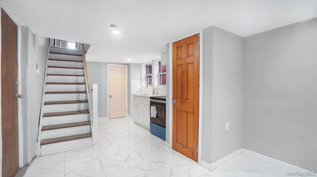 2729 Paulding Avenue, Bronx, NY 10469