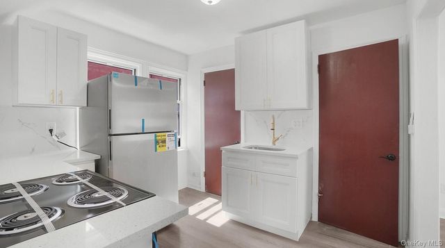 2729 Paulding Avenue, Bronx, NY 10469