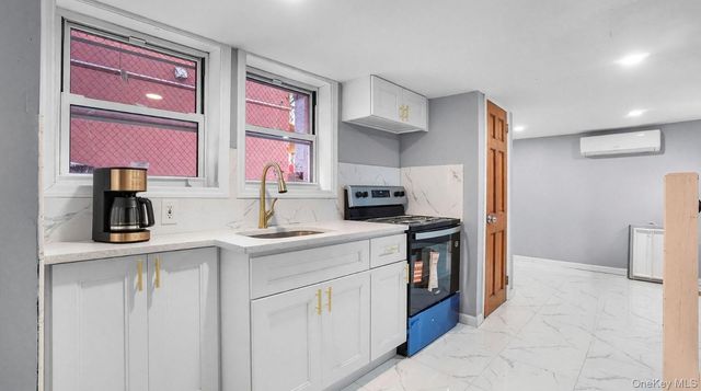 2729 Paulding Avenue, Bronx, NY 10469