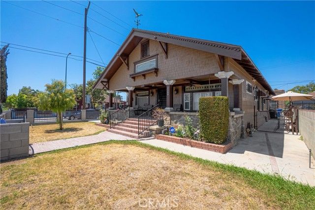 2289 W 29th Place, Los Angeles, CA 90018
