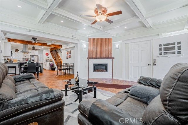 2289 W 29th Place, Los Angeles, CA 90018