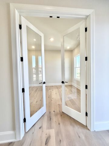 1956 Harmony Rd, Spring Hill, TN 37174